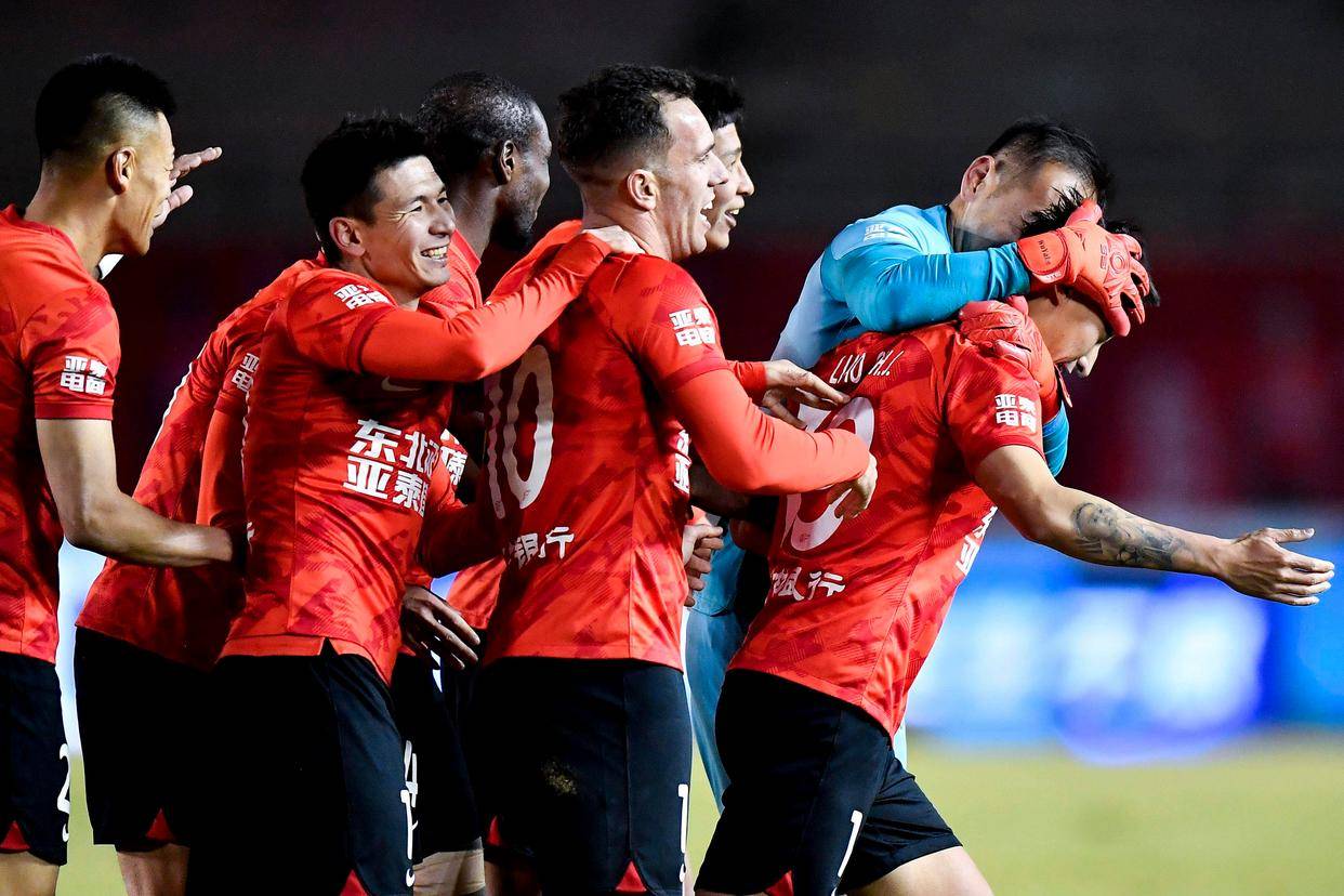 关于长春亚泰迎战上海绿地，实力对比不容小觑，比赛将提前点燃的信息