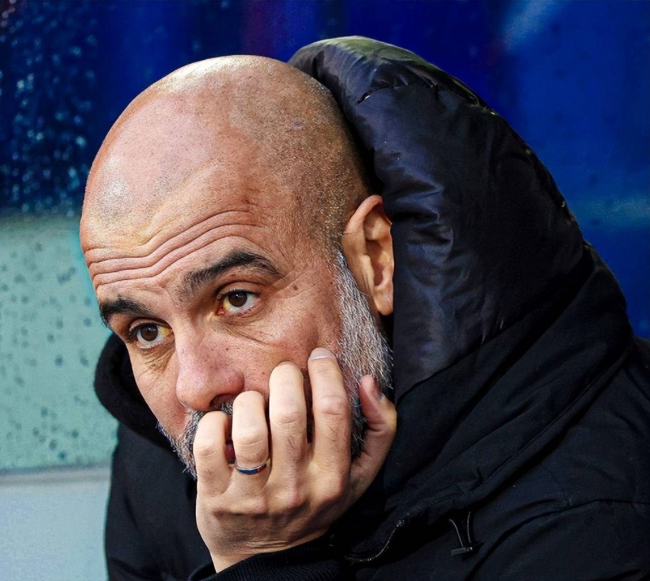 关于阿赫利多阵容整体实力堪忧，需调整阵容的信息