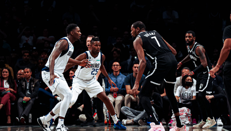 独行侠惜败篮网，止步连胜