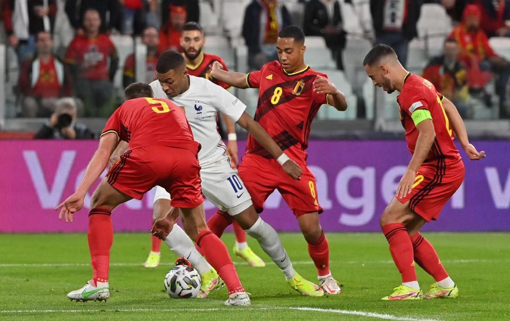 法国乒乓球队绝杀英国乒乓球队，波尔打破历史纪录的简单介绍