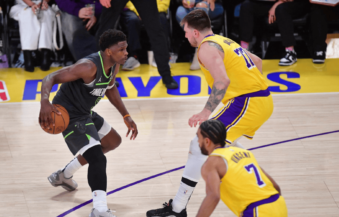 关于快船胜湖人，乔治关键绝杀挺进季后赛的信息