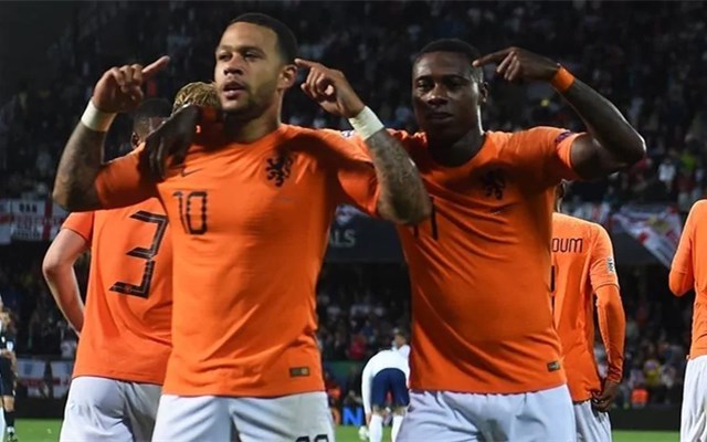 波兰翻盘德国，范戴克扛起全队