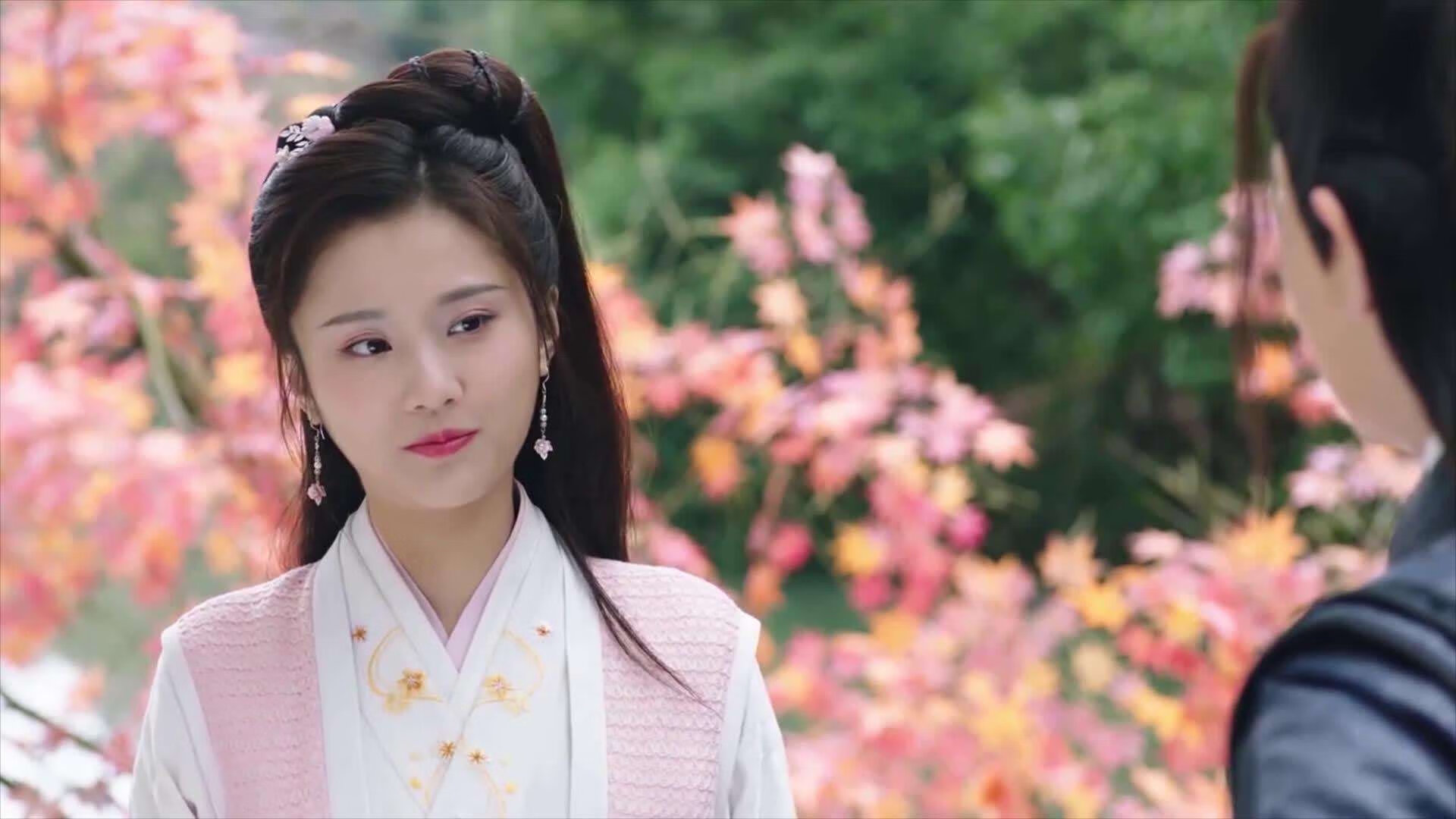 当篮球的硝烟遇见足球的雷霆,尼日利亚踏平莱比锡红牛的隐喻与启示