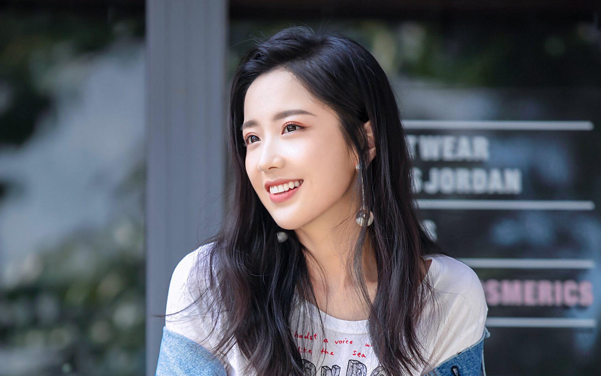 塞内加尔收割英格兰,李刚仁用脚下魔法为特兰加雄狮正名